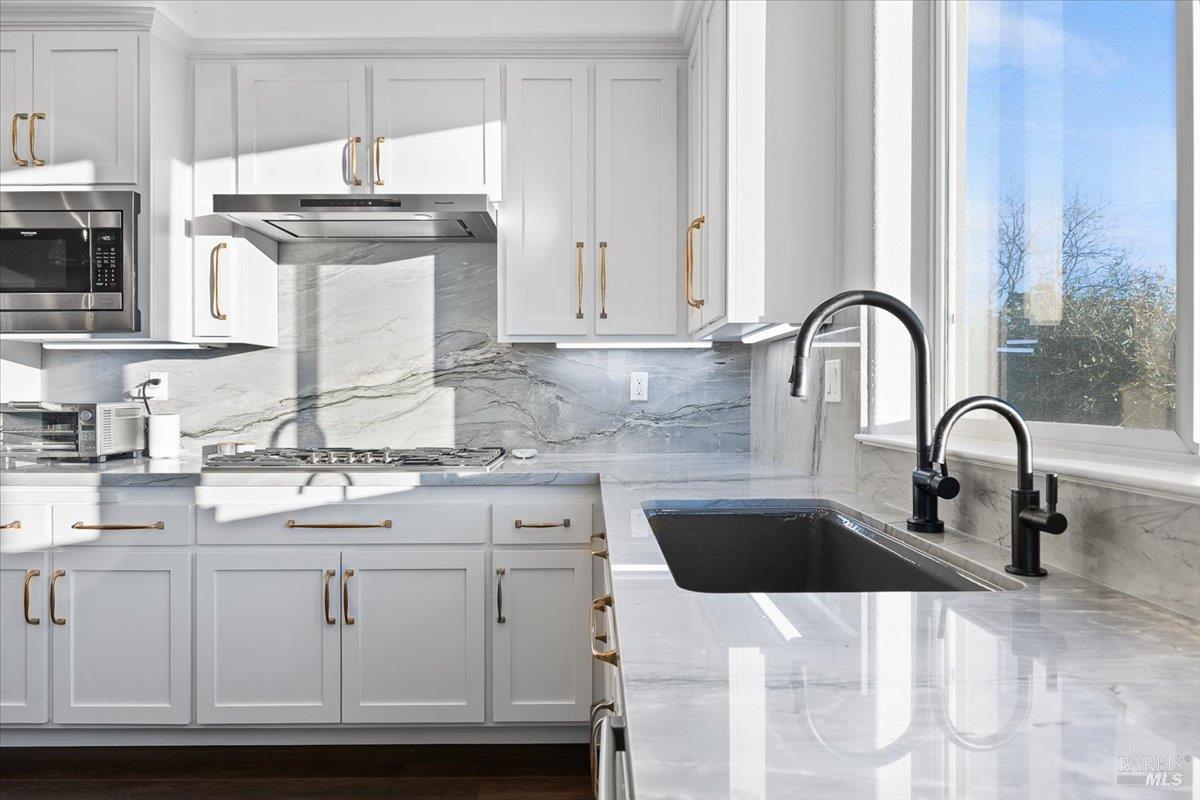 5866 Sailing Hawk Avenue Santa Rosa, CA 95409 - Photo 11 of 49