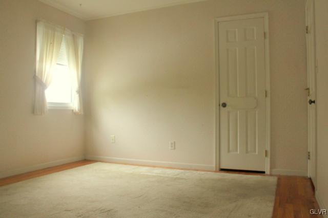2047 Hilltop Road Bethlehem, PA 18015 - Photo 10 of 25 Gallery Image 10