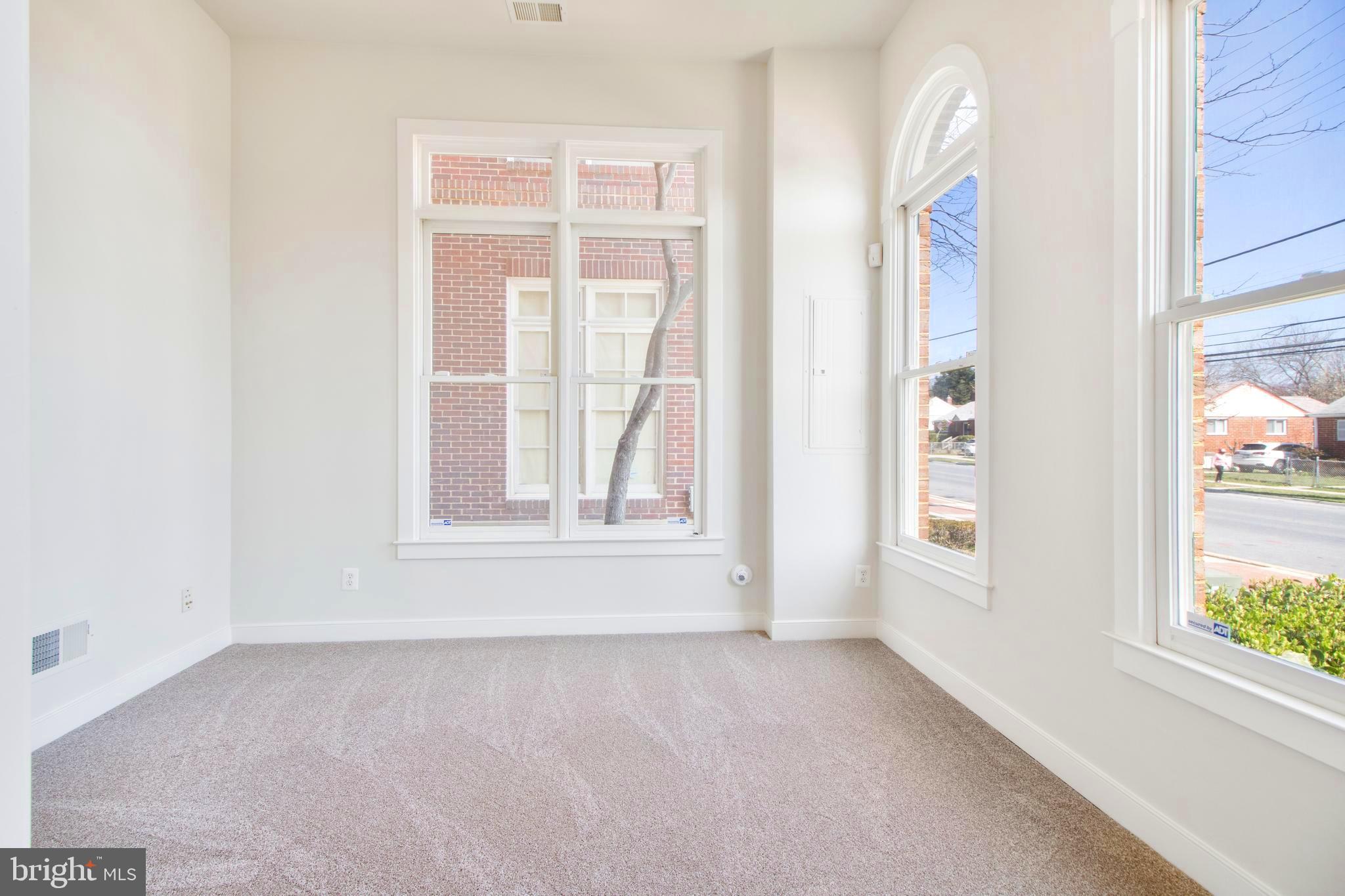 11010 Amherst Avenue Silver Spring, MD 20902 - Photo 15 of 39 Gallery Image 15