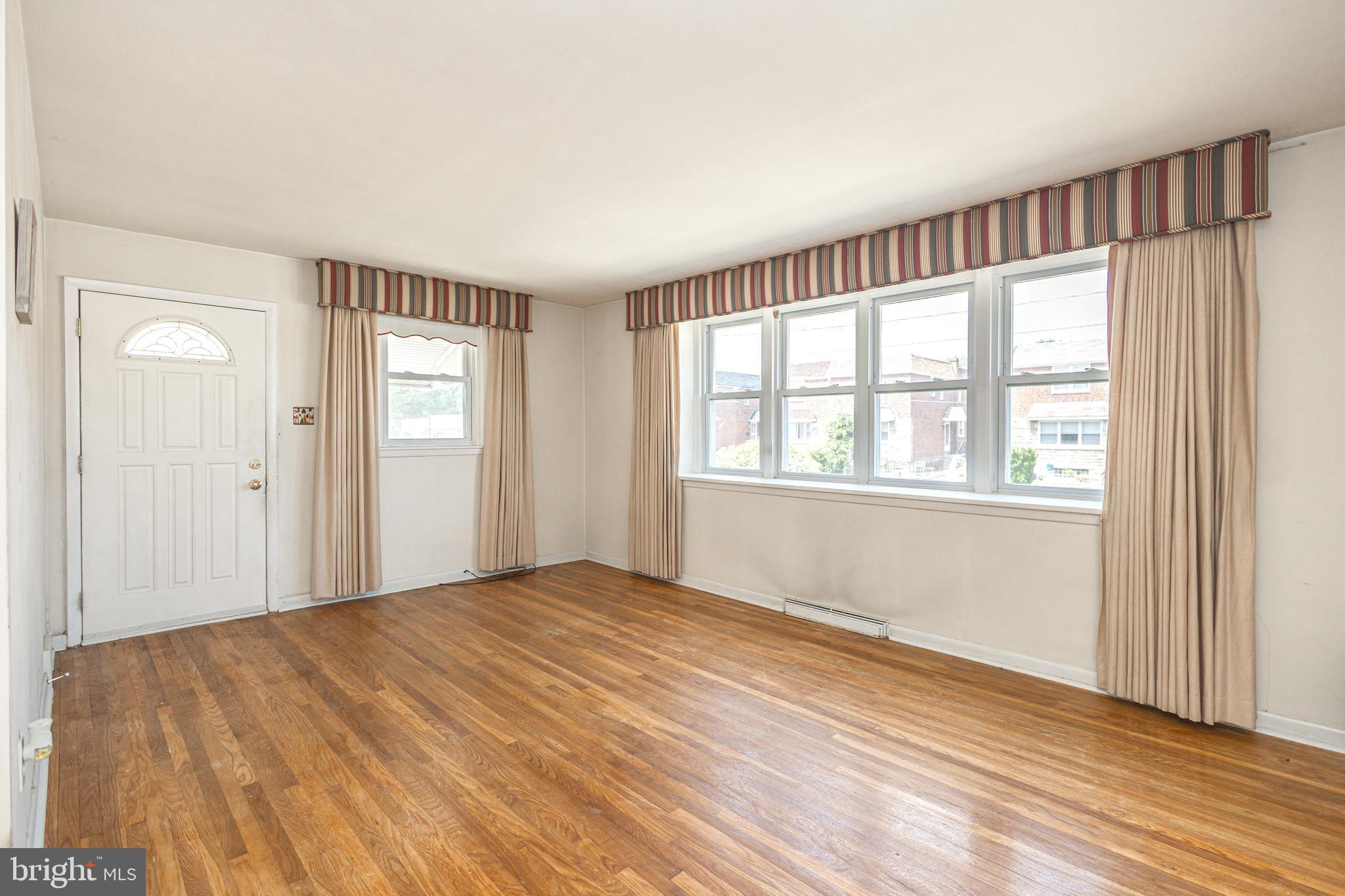 1708 Fox Chase Road Philadelphia, PA 19152 - Photo 7 of 26 Gallery Image 7