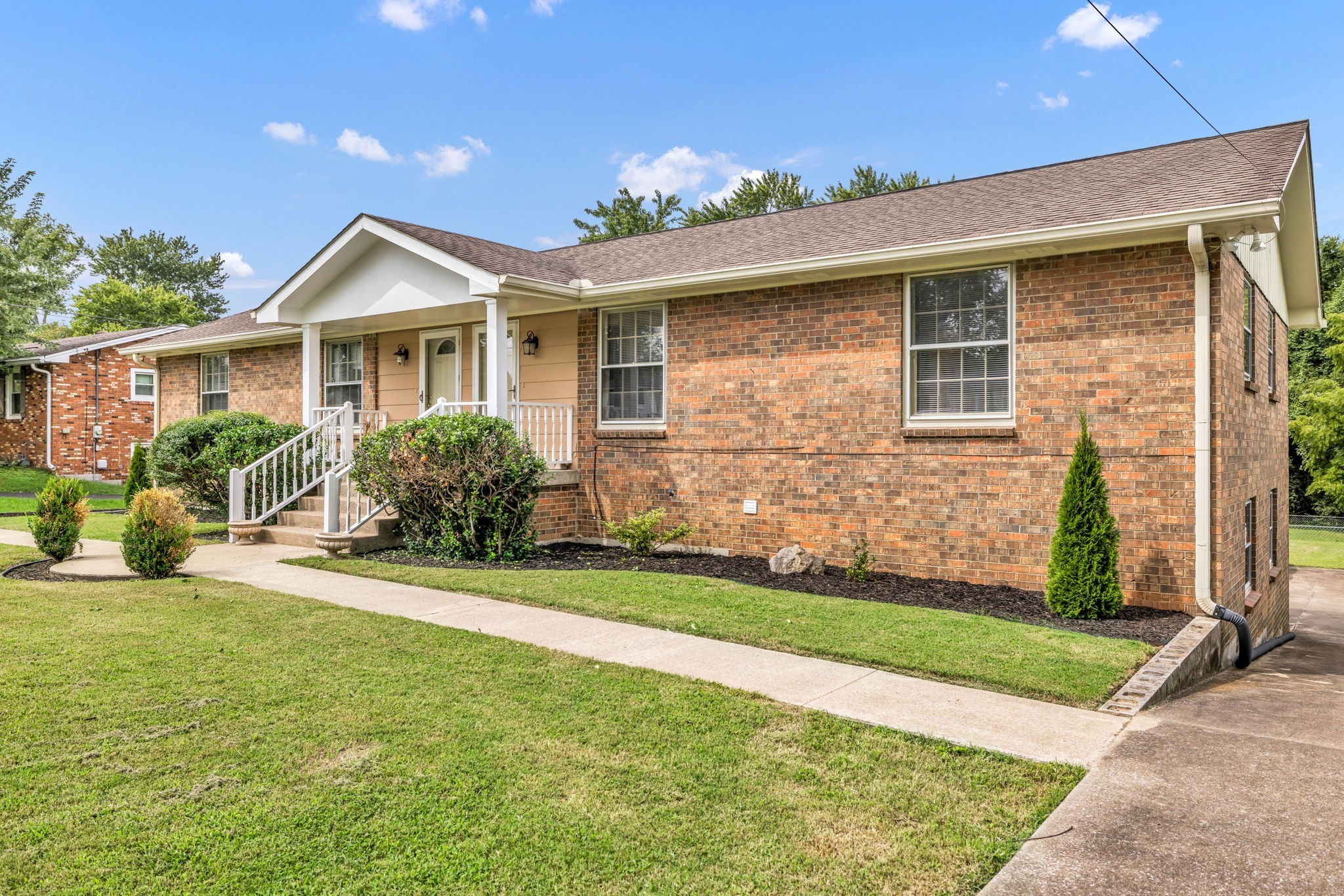 108 Chiroc Road Hendersonville, TN 37075 - Photo 6 of 55 Gallery Image 6