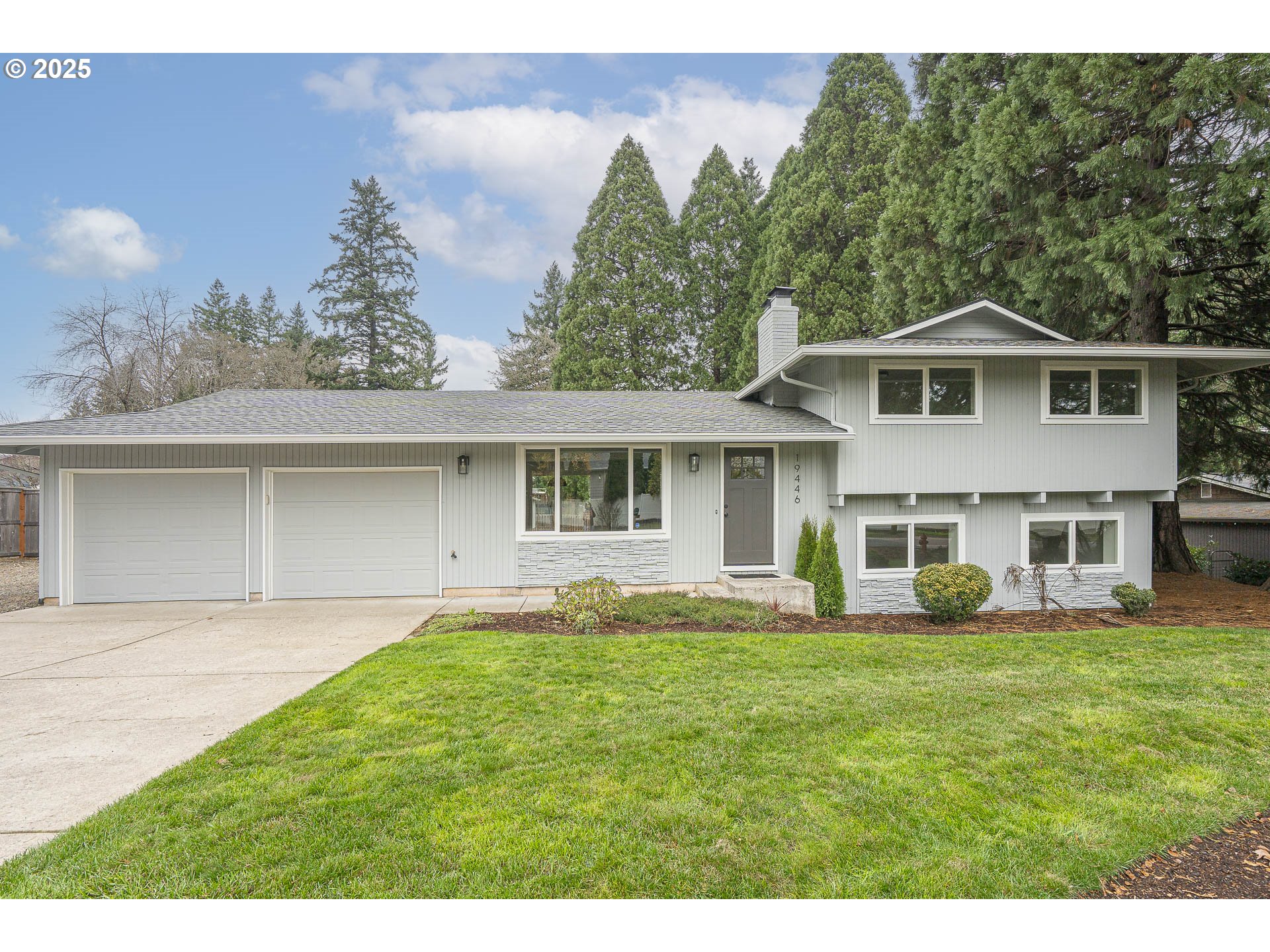 19446 South Meyers Road Oregon City, OR 97045 - Photo 1 of 43 Gallery Image 1
