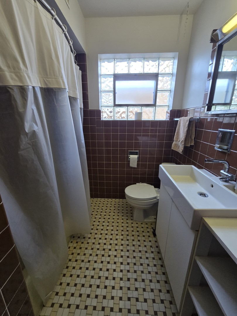 5750 West Leland Avenue Chicago, IL 60630 - Photo 6 of 15