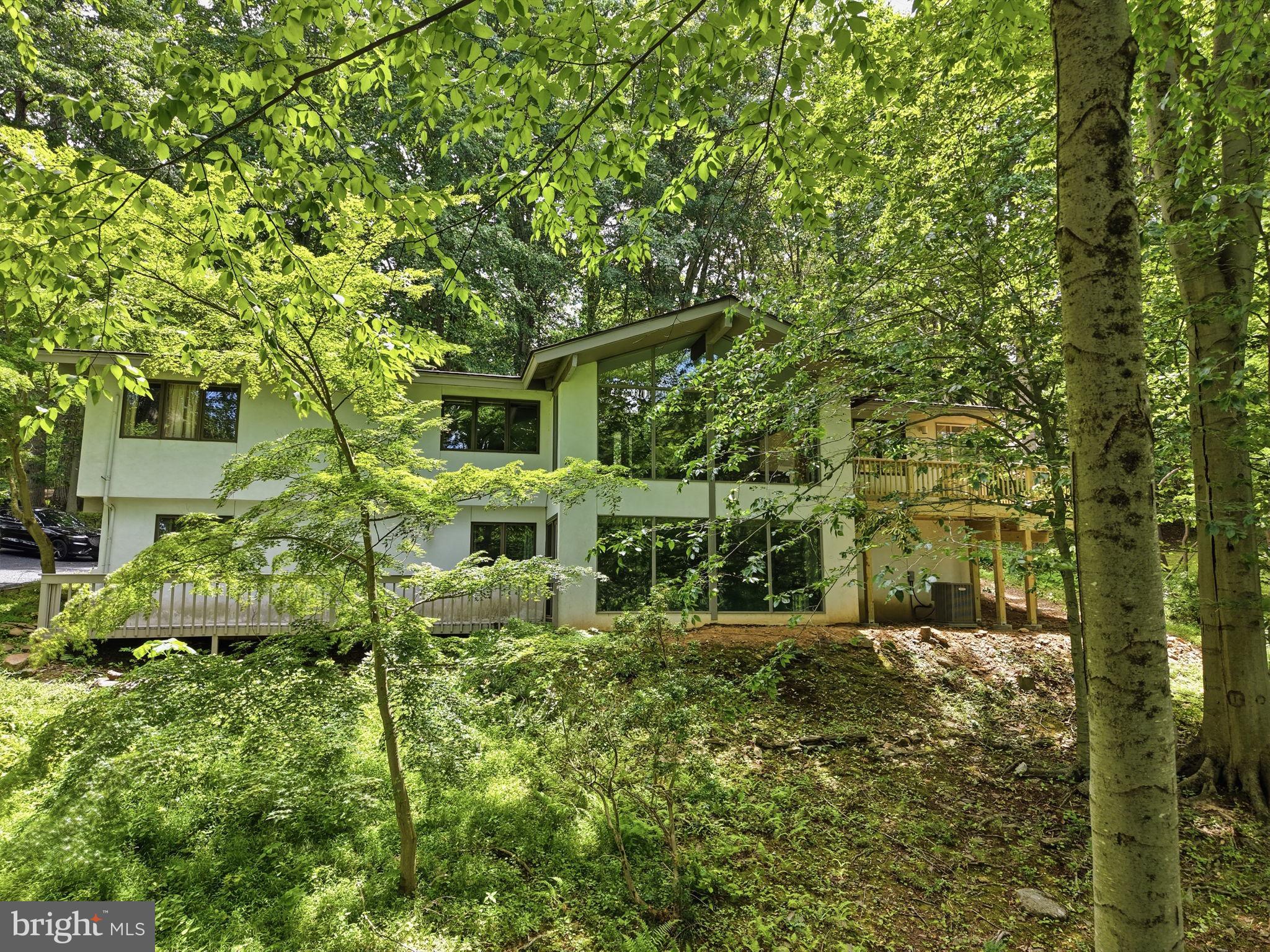 3220 Sawmill Road Newtown Square, PA 19073 - Photo 1 of 37