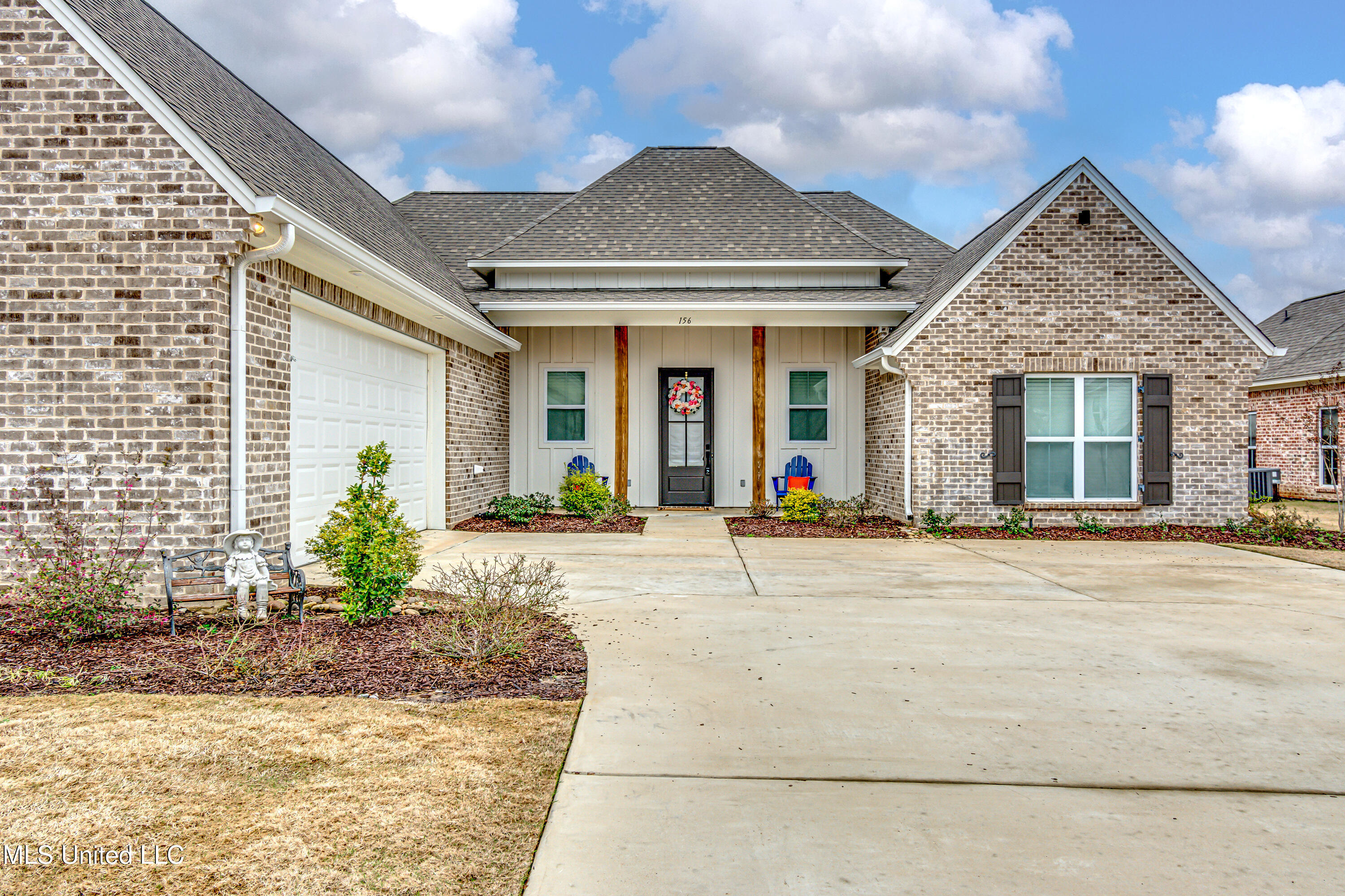 156 Bridgewater Loop Madison, MS 39110 - Photo 1 of 64 Front close