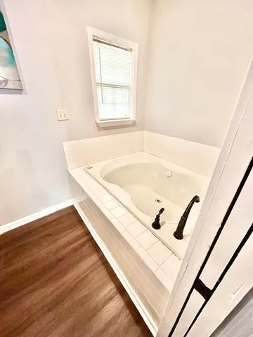 $1,650 | 423 John King Road, Crestview, FL 32539