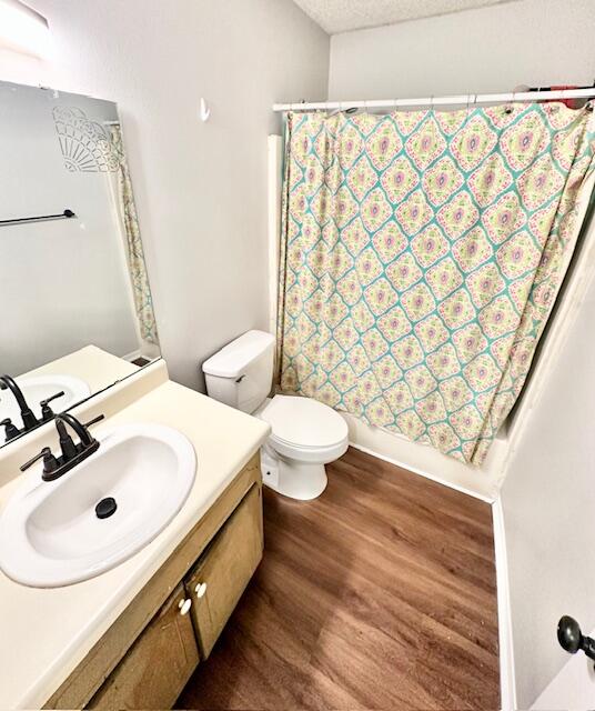 423 John King Road Crestview, FL 32539 - Photo 20 of 24 Hall full bathroom