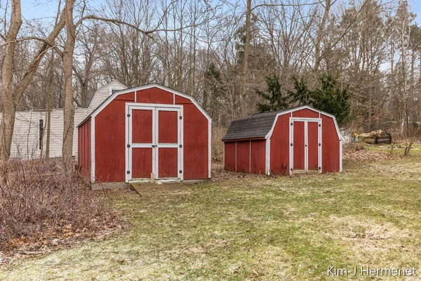 $649,900 | 7544 Thornapple River Drive Southeast, Caledonia, MI 49316