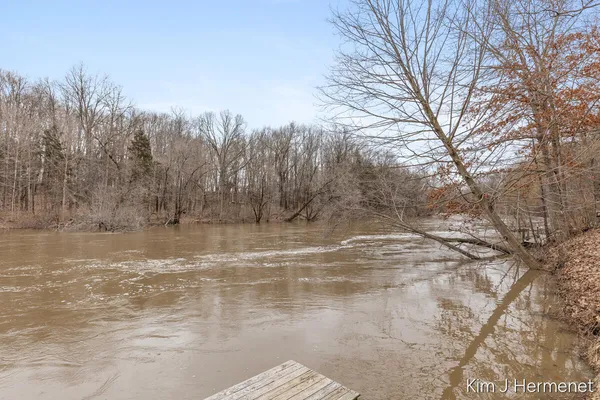 $649,900 | 7544 Thornapple River Drive Southeast, Caledonia, MI 49316