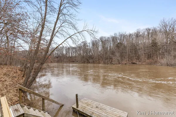 $649,900 | 7544 Thornapple River Drive Southeast, Caledonia, MI 49316