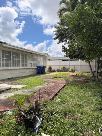 $2,550 | 6613 Evergreen Drive, Unit A, Miramar, FL 33023