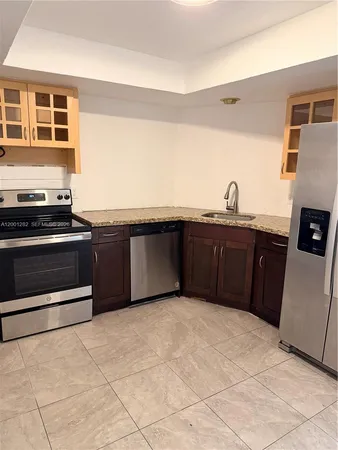 $2,550 | 6613 Evergreen Drive, Unit A, Miramar, FL 33023