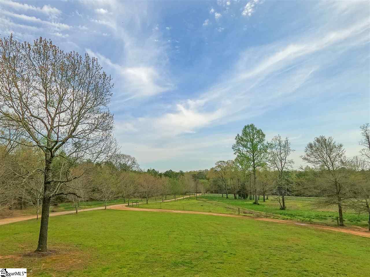4035 Sawmill Road Gray Court, SC 29645 - Photo 3 of 32 Gallery Image 3