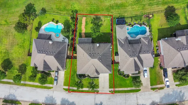 an aerial view of multiple house