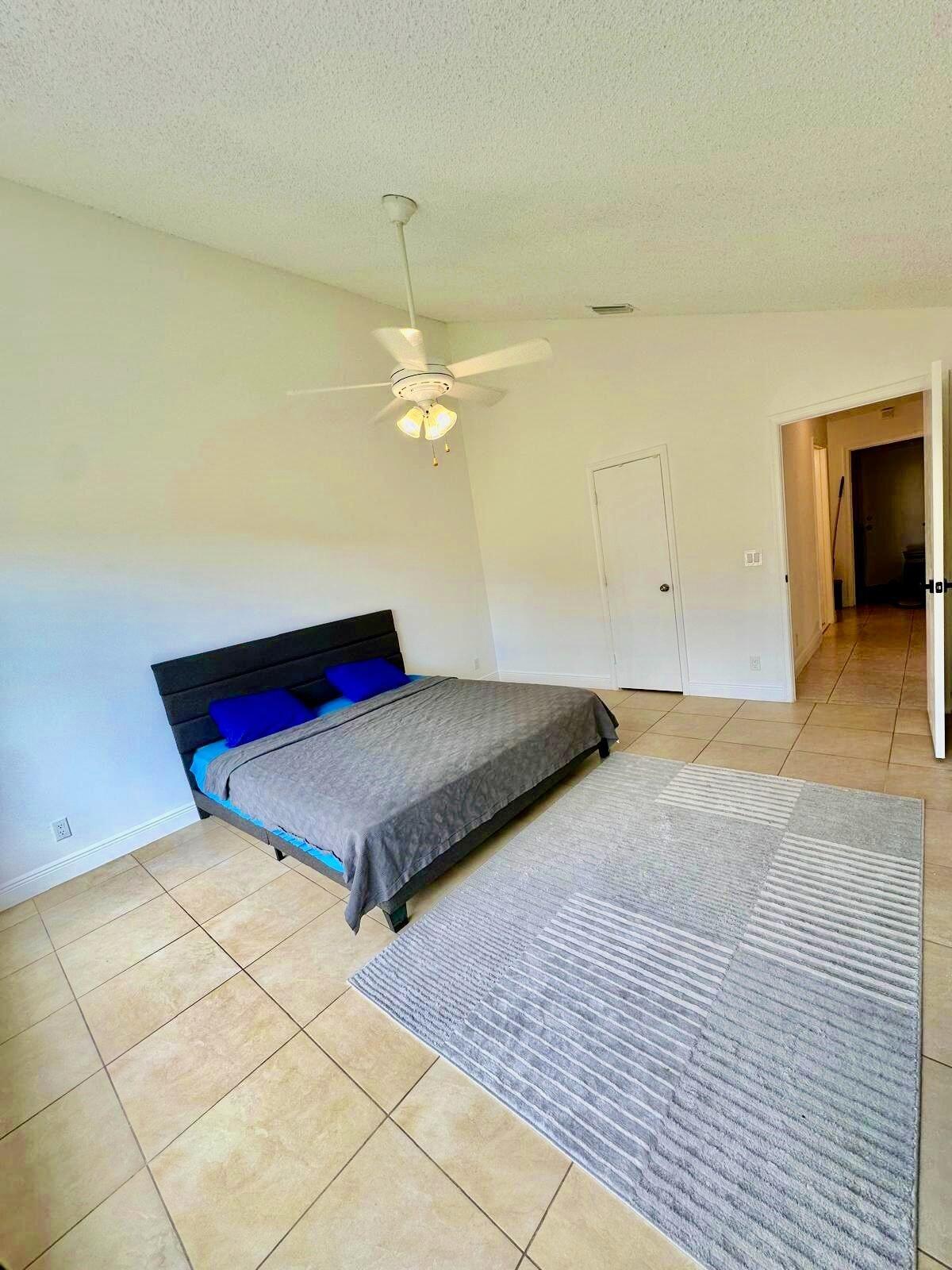 22449 Middletown Drive Boca Raton, FL 33428 - Photo 12 of 22 master y 2