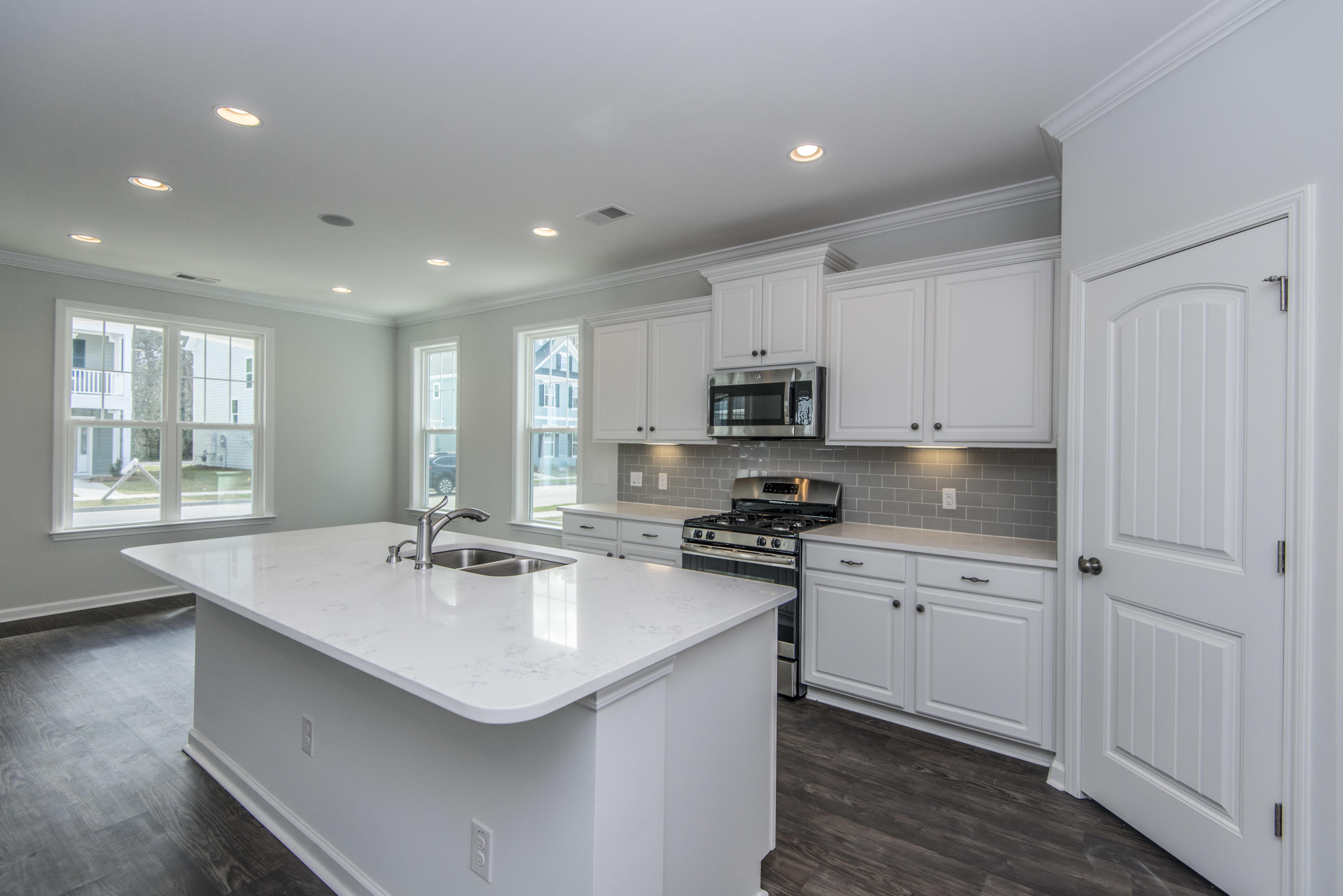 1687 Emmets Road Johns Island, SC 29455 - Photo 3 of 21 FMWeb05