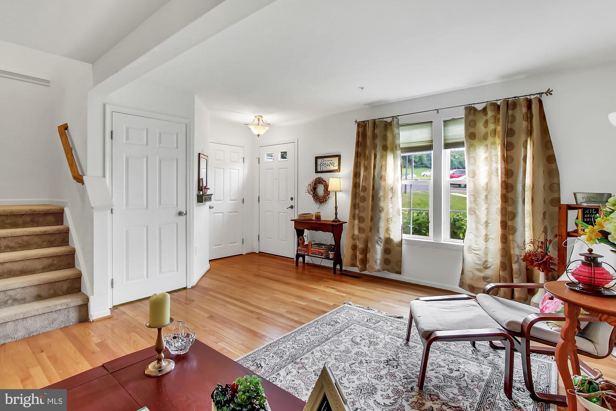 2301 Orchard View Road Reading, PA 19606 - Photo 3 of 30