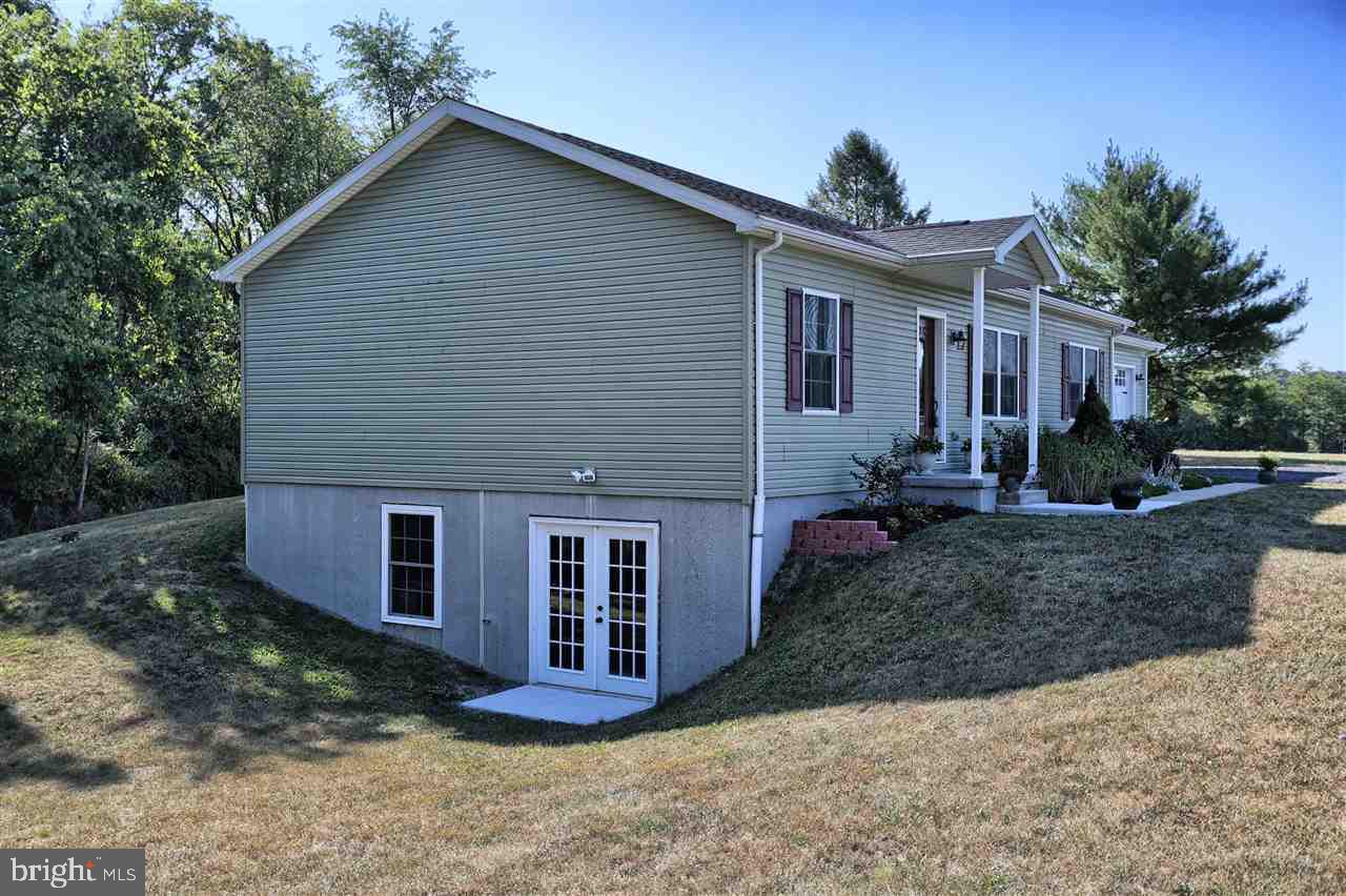 221 Notch Road Duncannon, PA 17020 - Photo 4 of 25 Gallery Image 4