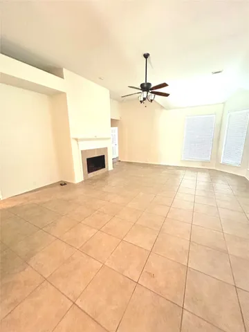 $2,750 | 2526 Sunrise Harbor Lane, Pearland, TX 77584