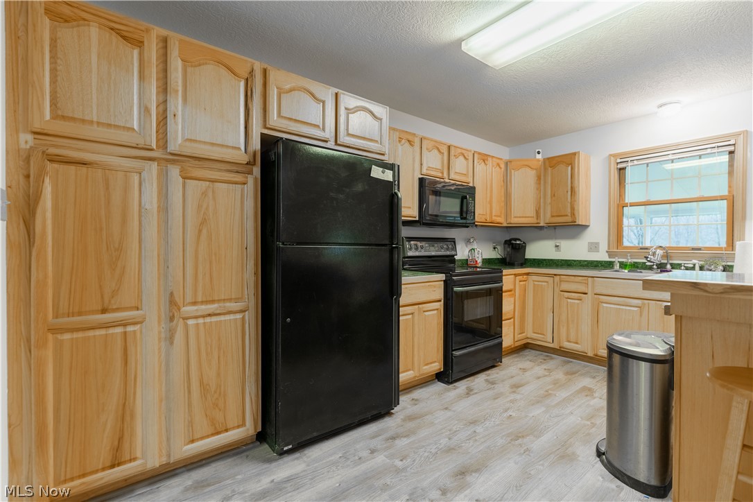 853 Stroup Road Atwater, OH 44201 - Photo 14 of 35