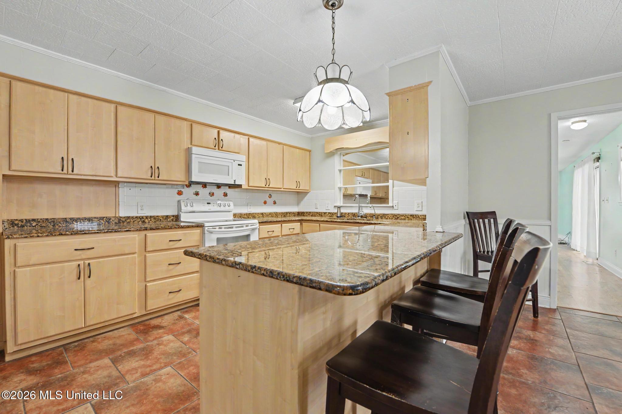 4800 Forrest Street Moss Point, MS 39563 - Photo 5 of 26 KITCHEN
