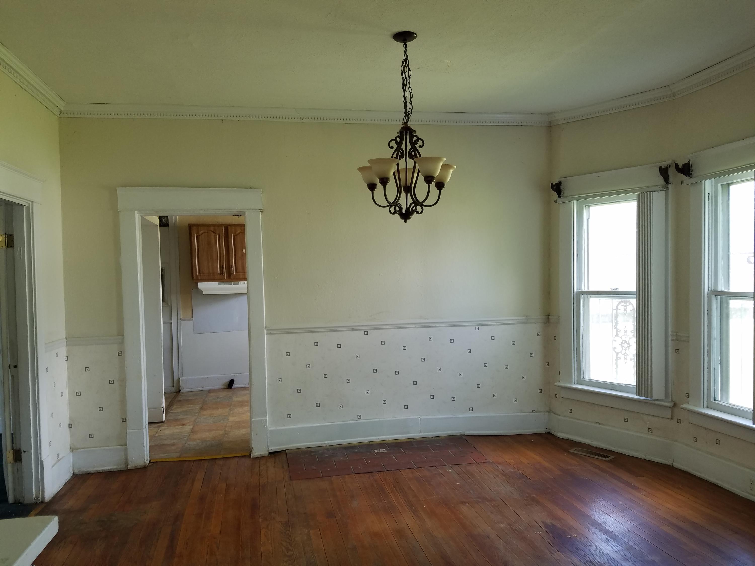 1206 Chamberlain Avenue Chattanooga, TN 37404 - Photo 6 of 13 Dining Room