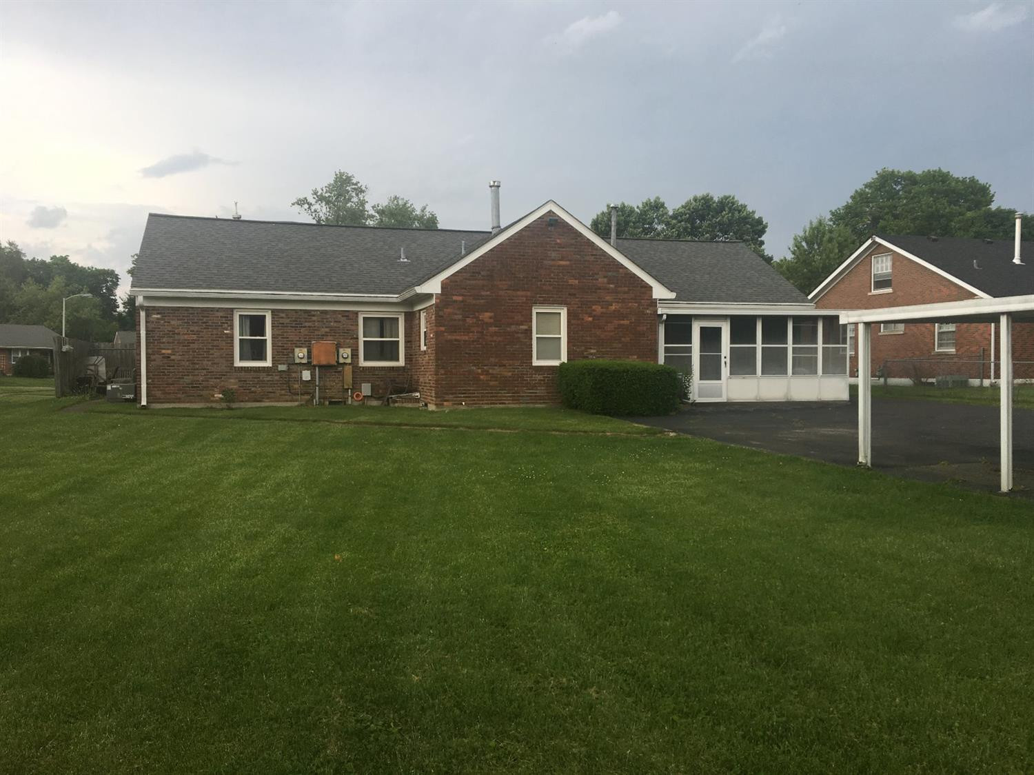 110 Greenbriar Road Lexington, KY 40503 - Photo 3 of 26 Listing Photo