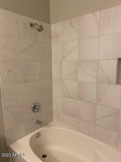 18250 North Cave Creek Road, Unit 187 Phoenix, AZ 85032 - Photo 13 of 15 cc master tub
