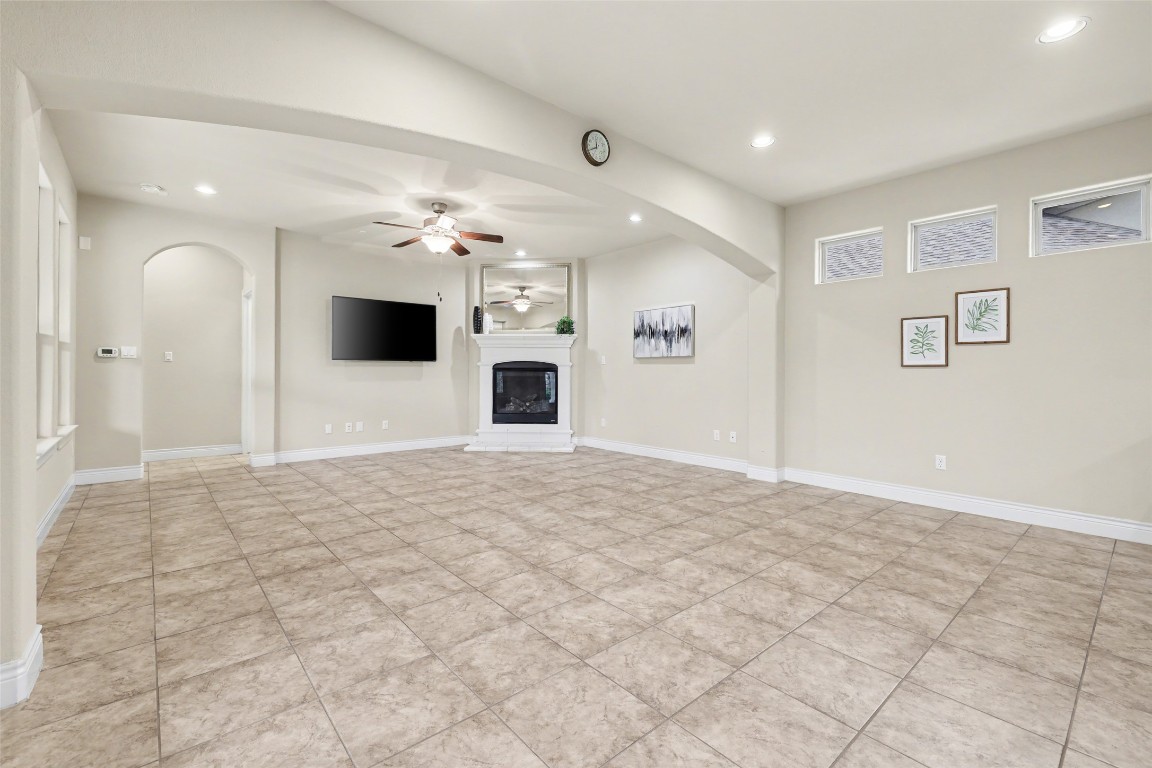116 Trailing Lantana Drive, Unit G Georgetown, TX 78628 - Photo 16 of 38 a view of a livingroom with a flat screen tv