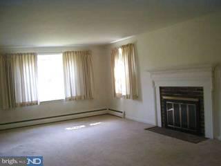 1301 Dell Road Norristown, PA 19403 - Photo 3 of 6 Gallery Image 3
