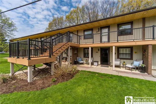 $199,900 | 409 Edgewater Drive, Westfield, NY 14787