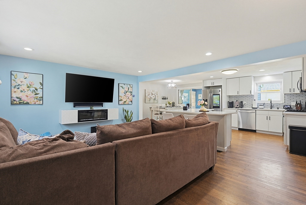 36 Raechel Road, Unit 36 Randolph, MA 02368 - Photo 7 of 36