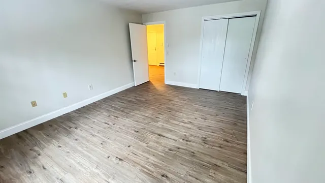 $1,500 | 12 East Side Drive, Unit 221, Concord, NH 03301