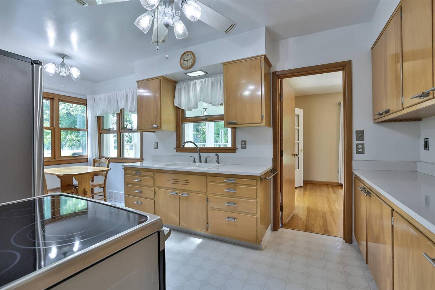 4516 Mosiman Road Middletown, OH 45042 - Photo 10 of 48 Gallery Image 10
