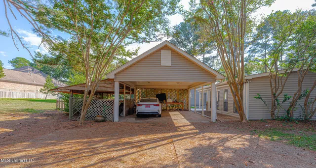 $3,500 | 28 Deerfield Drive, Madison, MS 39110