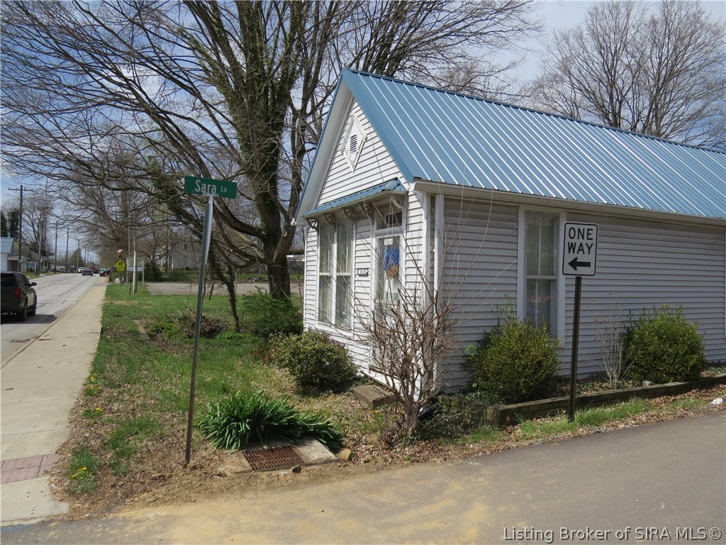 8510 Highway 64 Georgetown, IN 47122 - Photo 14 of 21