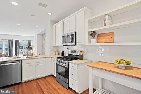 $1,075,000 | 2123 12th Place Northwest, Washington, DC 20009