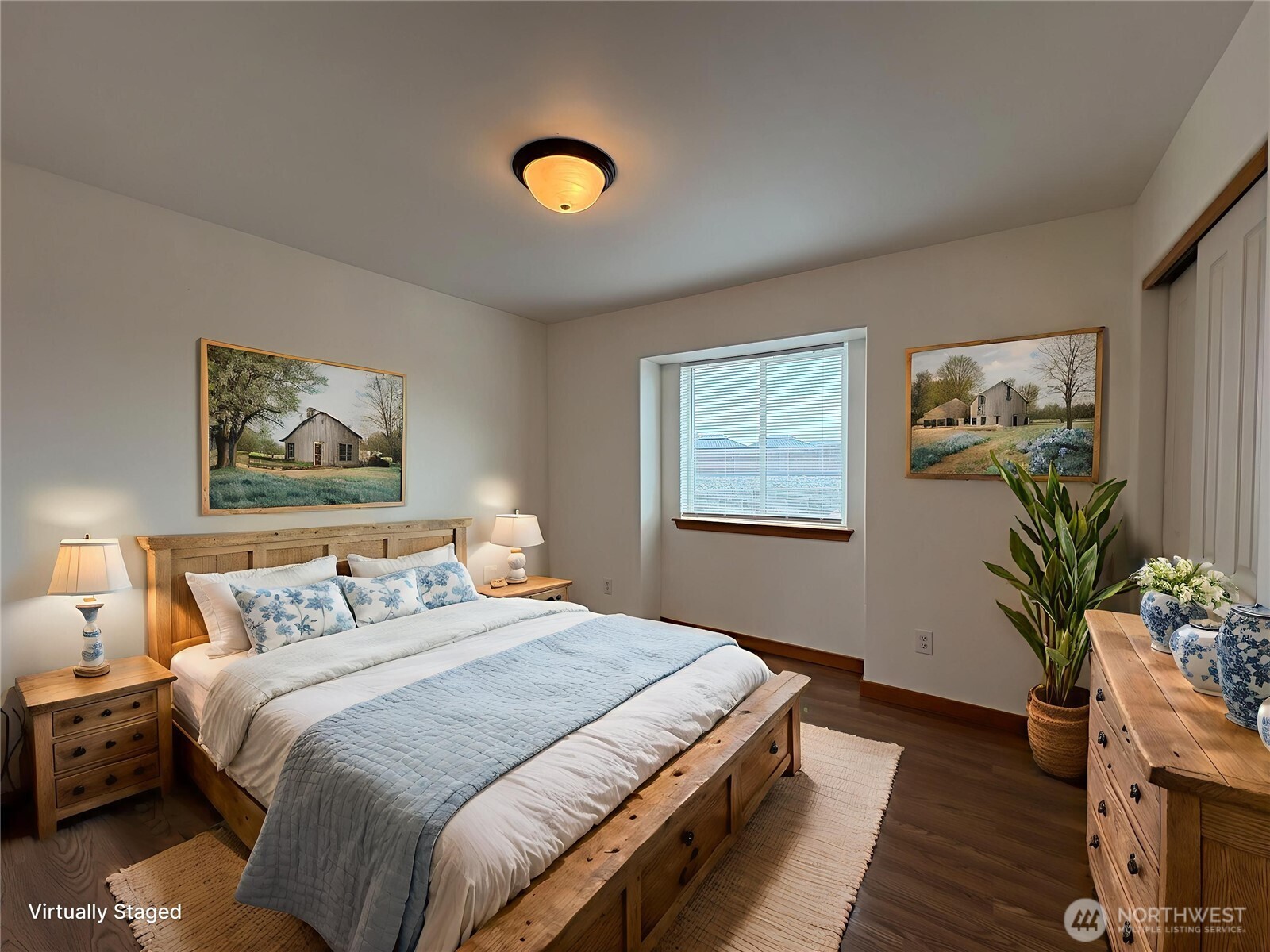 509B Clubhouse Way, Unit A Mattawa, WA 99349 - Photo 23 of 29 a bedroom with bed and wooden floor