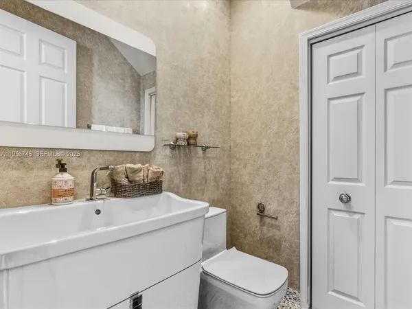 $2,950,000 | 3960 194th Trail, Sunny Isles Beach, FL 33160