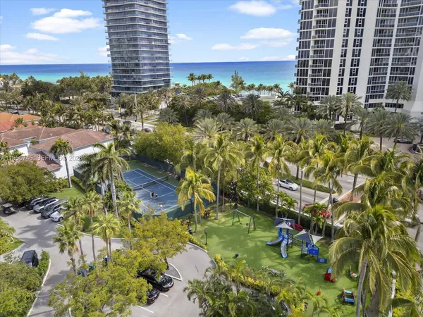 $2,950,000 | 3960 194th Trail, Sunny Isles Beach, FL 33160
