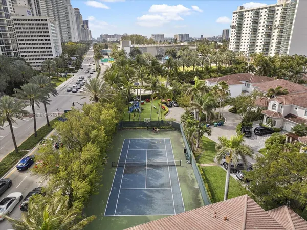$2,950,000 | 3960 194th Trail, Sunny Isles Beach, FL 33160