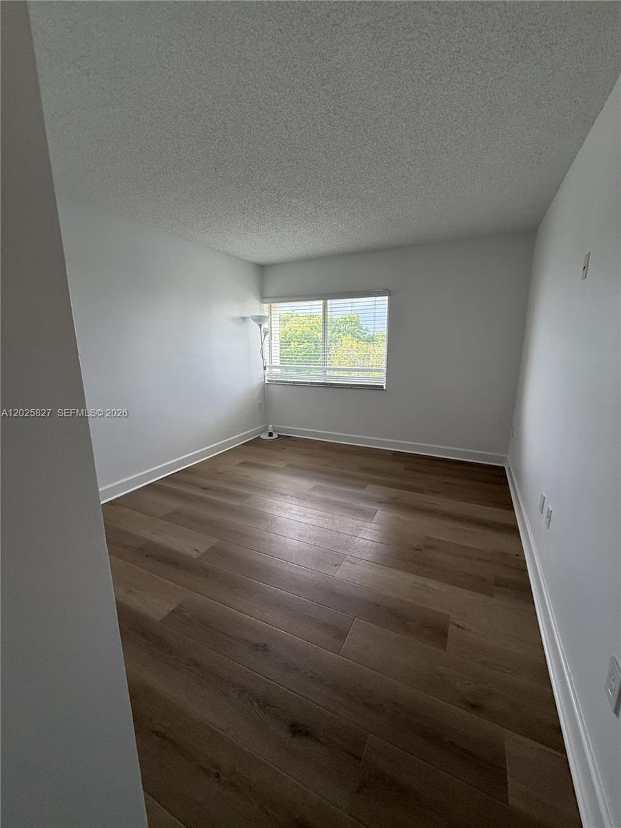 731 North Pine Island Road, Unit 401 Plantation, FL 33324 - Photo 16 of 30