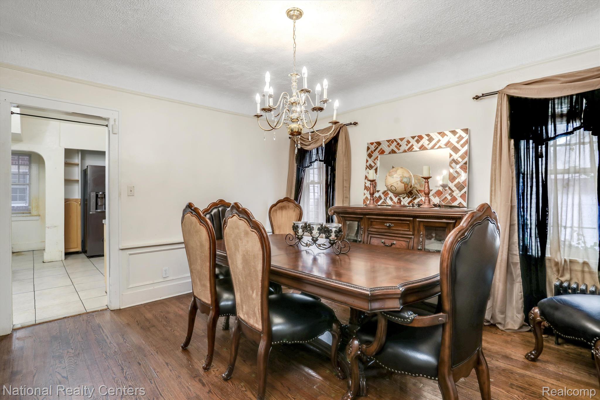 19540 Stratford Road Detroit, MI 48221 - Photo 10 of 31 Dining Room