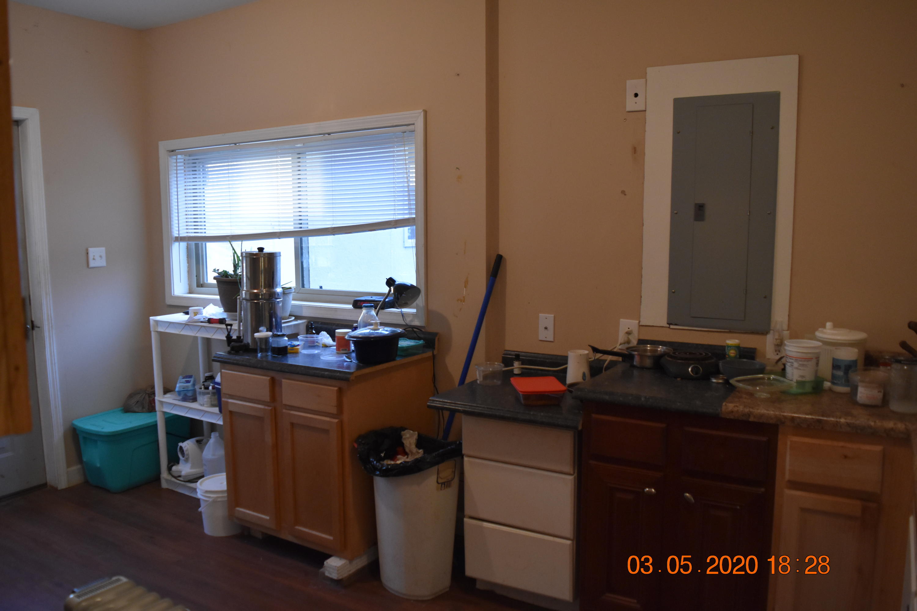 204 Renfro Road Elizabethton, TN 37643 - Photo 10 of 16 DSC_0011