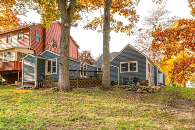 $255,000 | 39113 North Cedar Crest Drive, Lake Villa, IL 60046