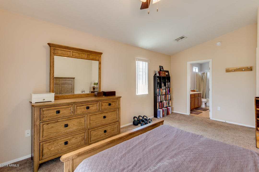 1350 South Greenfield Road, Unit 2183 Mesa, AZ 85206 - Photo 21 of 52 Master Bed Room