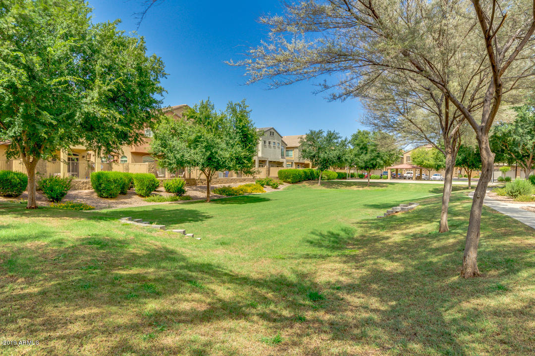 1350 South Greenfield Road, Unit 2183 Mesa, AZ 85206 - Photo 34 of 52 Walking Path