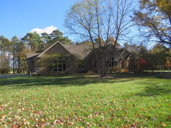 $1,225,000 | 2315 Weigl Road, Saginaw, MI 48609