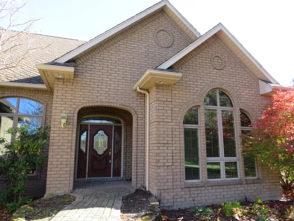 $1,225,000 | 2315 Weigl Road, Saginaw, MI 48609