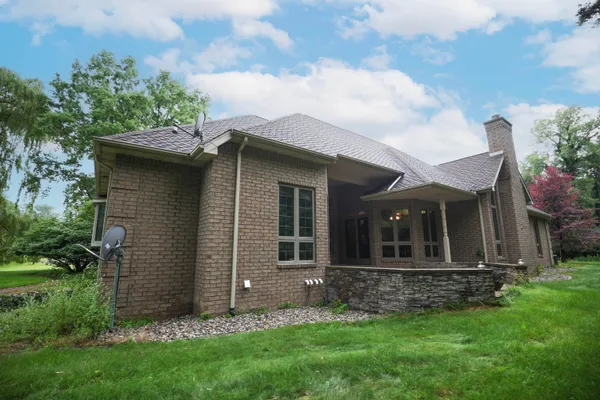 $1,225,000 | 2315 Weigl Road, Saginaw, MI 48609